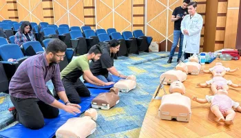 دورة منقذ القلب للإسعافات الأولية والإنعاش القلبي الرئوي واستخدام جهاز مزيل الرجفان الخارجي الآلي (AHA Heartsaver First Aid CPR AED) لشركة RSM