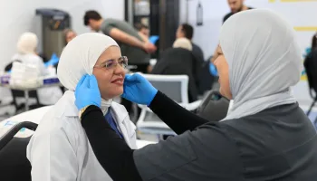 دورة المفصل الصدغي الفكي بالتعاون مع مركز العلاج الطبيعي وإعادة التأهيل