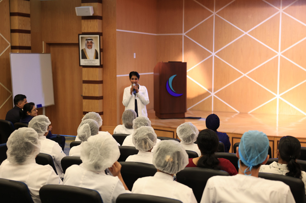 دورة التمريض المتقدم لحالات الطوارئ للبالغين من جامعة مانيبال